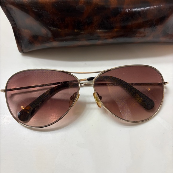 Tory Burch Gold Frame Sunglasses with Logo and Brown Lenses main image 4